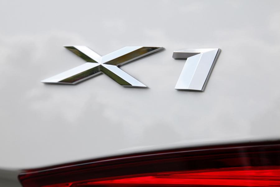  BMW X1 sDrive 2.0d 2011 года  (фото 3 из 15)